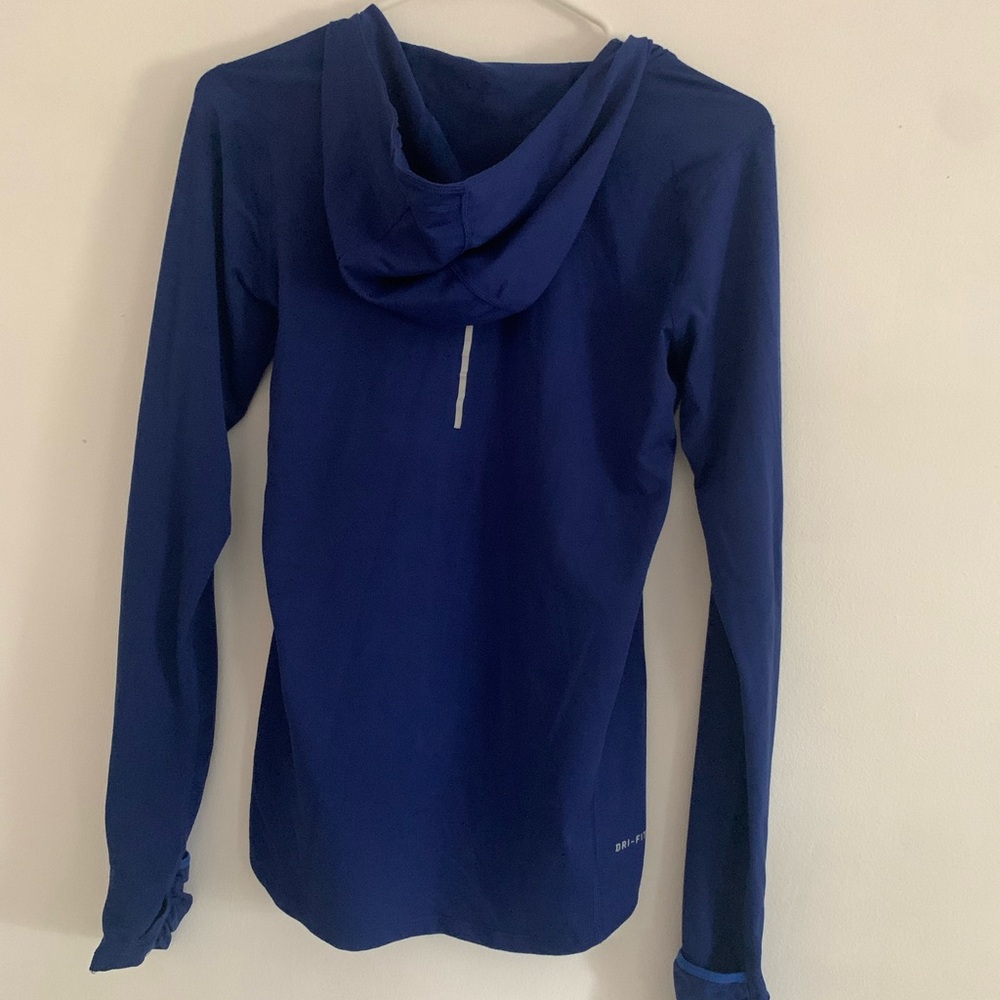 Nike Dri-fit sweatshirt